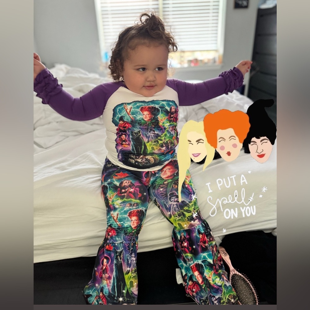 🚨SHE IS LIVE🚨 like to be notified….. - Picture 9 of 10